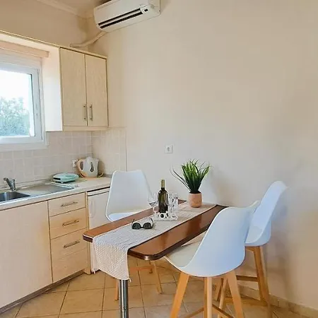 Vibes On The * Sidari (Corfu)